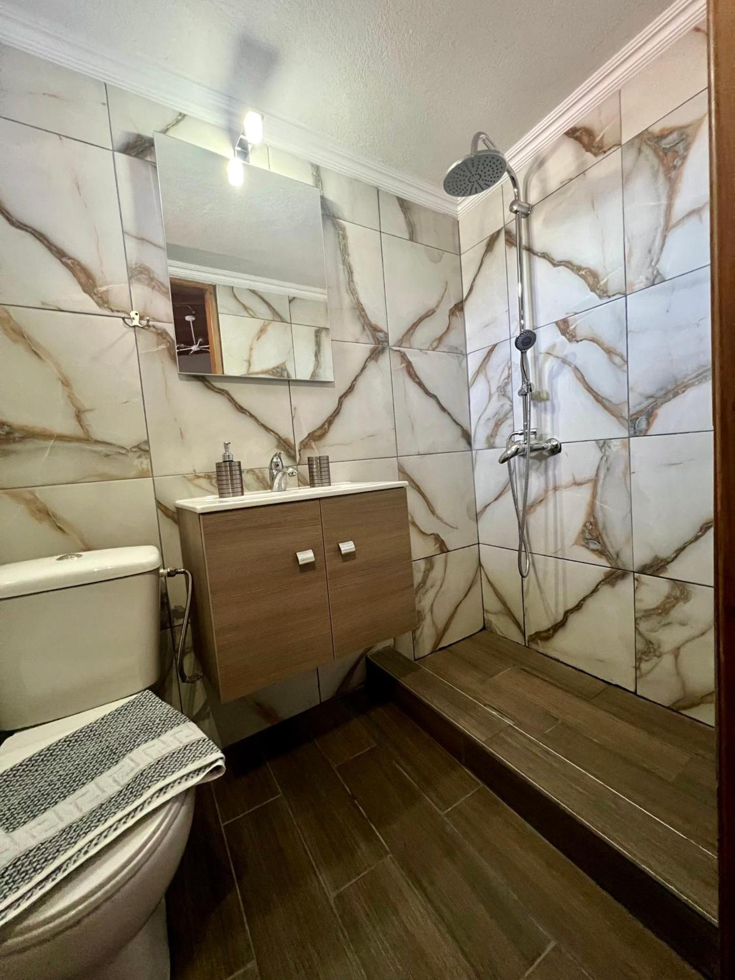 Garden Stay Agios Pavlos  Buitenkant foto